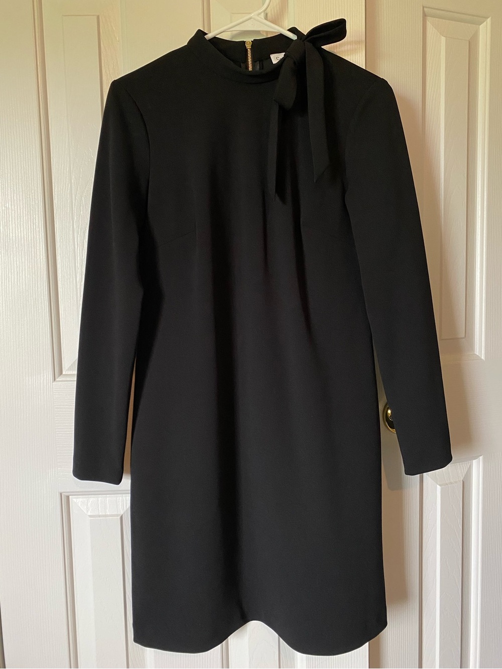 Calvin Klein Elegant Black Long-Sleeve Shift Dress with Neck Tie Size 6